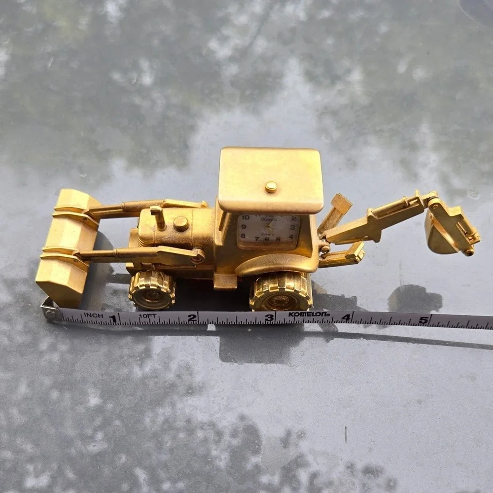 Vintage Xandu Quartz Tractor Desk Clock Gold Tone Construction Vehicle Novelty
